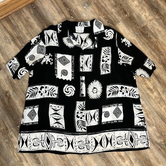 Ulla Popken Womens Size 20 Top Black White Tribal Print Artsy Funky Boho - Picture 11 of 12